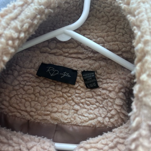 RD STYLE FUR COAT - Picture 3 of 4